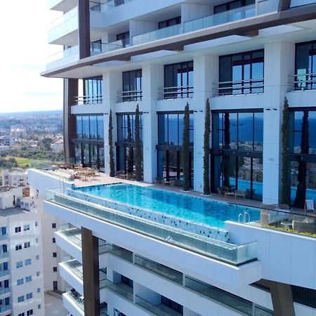 Luxury Private Apartments - Limasol Buitenkant foto
