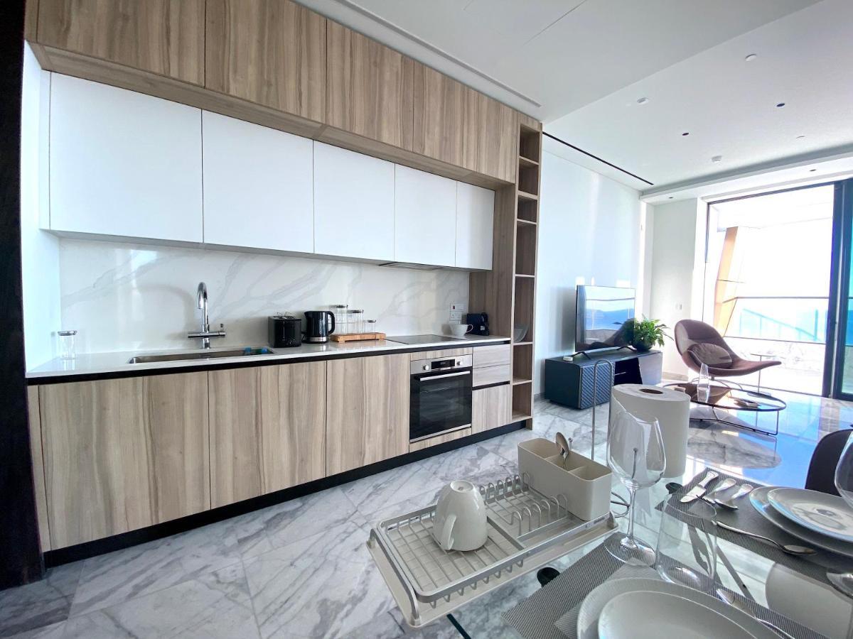 Luxury Private Apartments - Limasol Buitenkant foto